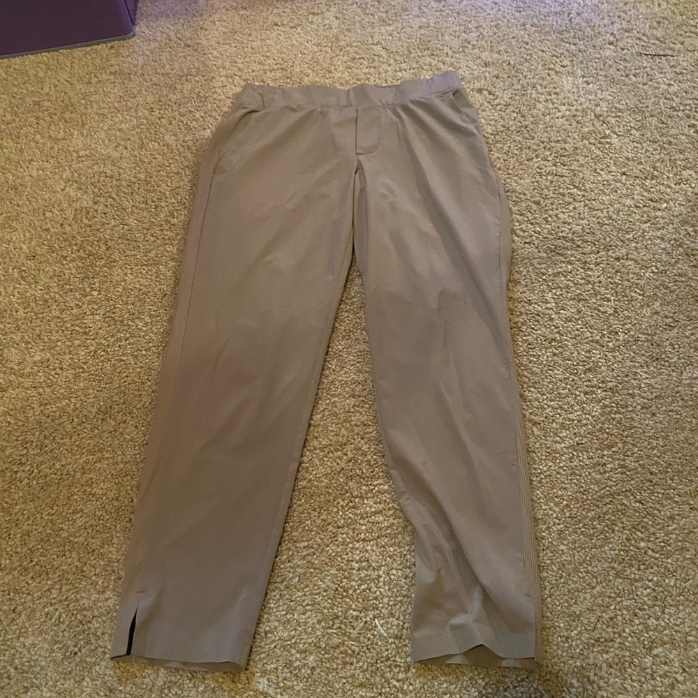 Athleta kaki pants